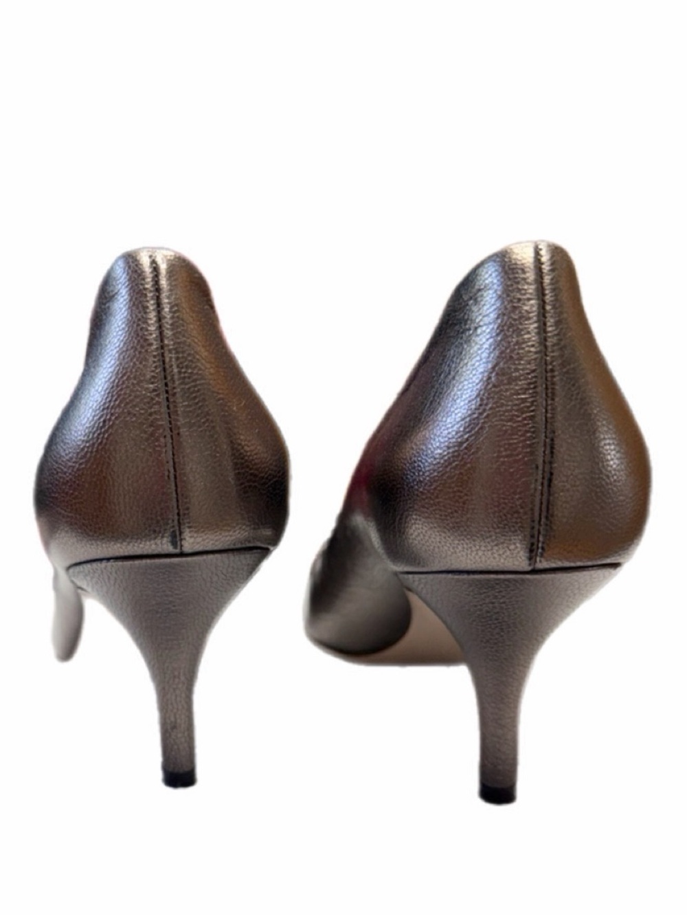 SALVATORE FERRAGAMO RIBES 70
METALLIC BRONZE VARA BOW PEEP
TOE PUMPS 6.5 B - Picture 12 of 15